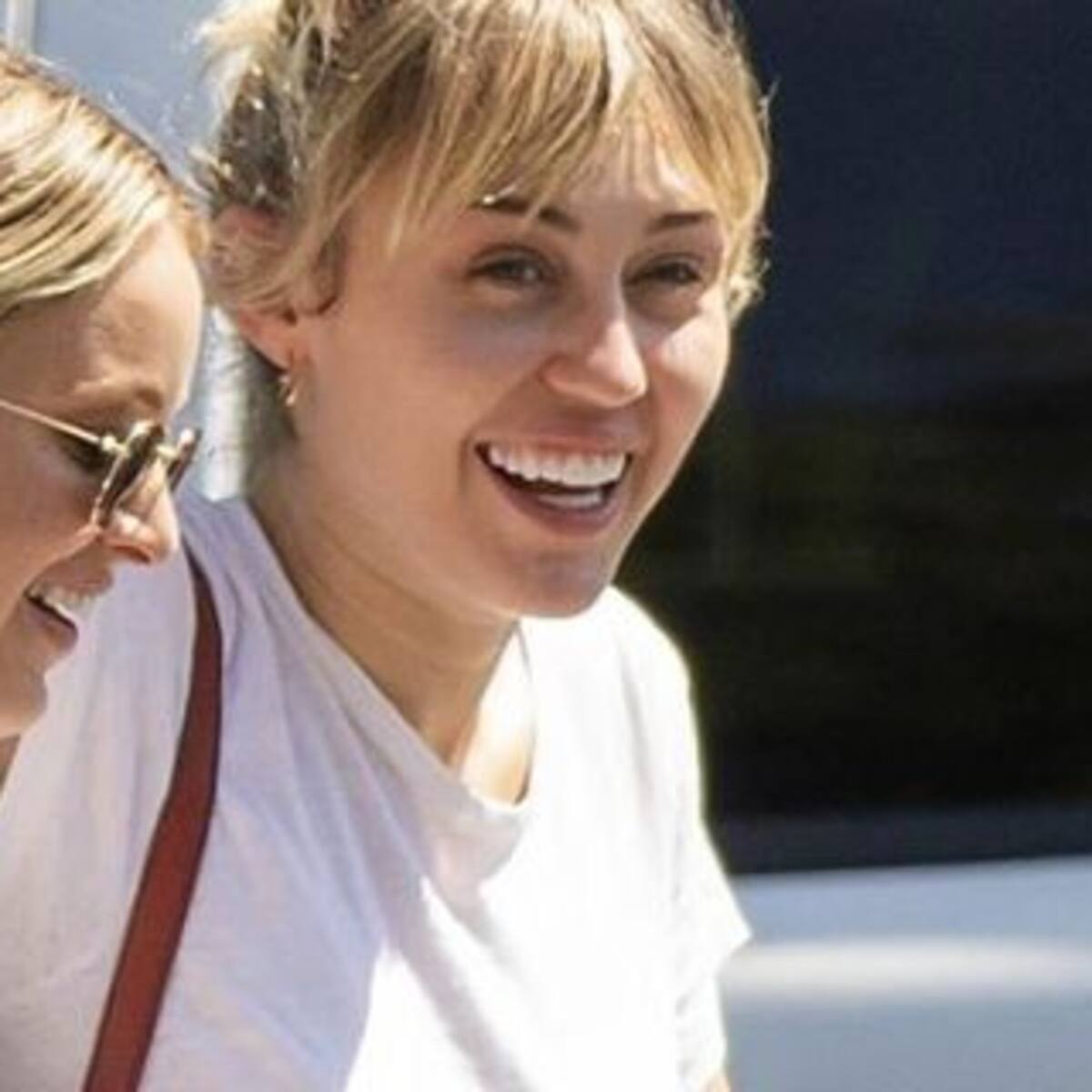 Así confirmaron su relación Miley Cyrus y Kaitlynn Carter