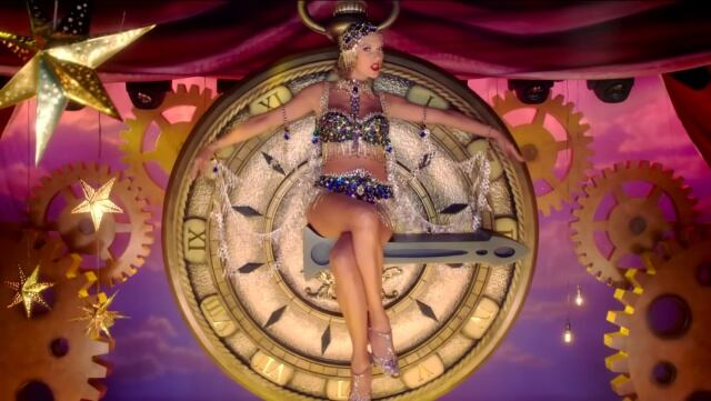 Taylor Swift en el videoclip de &#039;Bejeweled&#039;