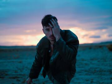 Lluís Sánchez esclata amb ‘Floreta’: el debut electro-pop que redefineix l’eufòria!