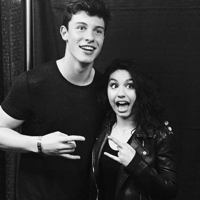 Alessia Cara con su amigo Shawn Mendes: él ya está en la lista con ‘Stitches’