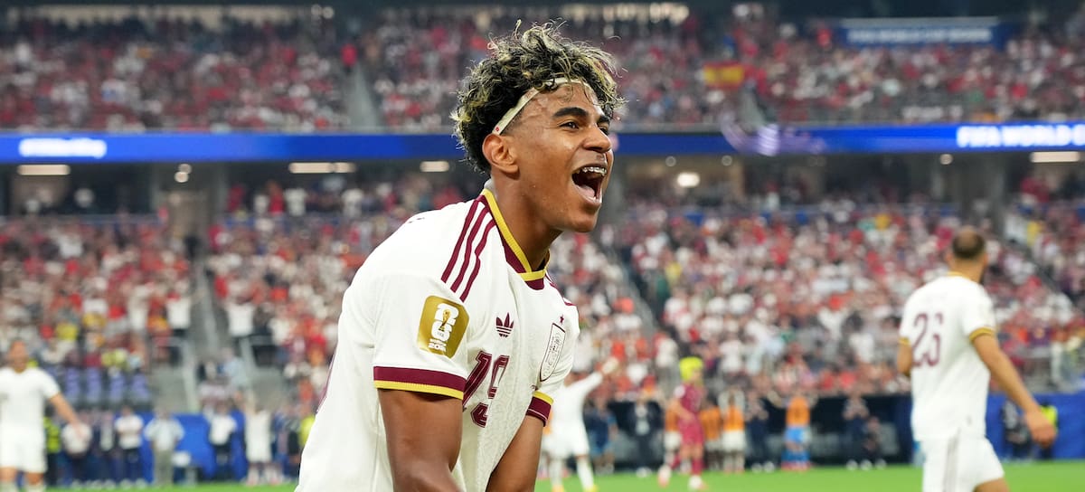 Lamine Yamal con la equipación de la Selección Española en el Mundial 2026