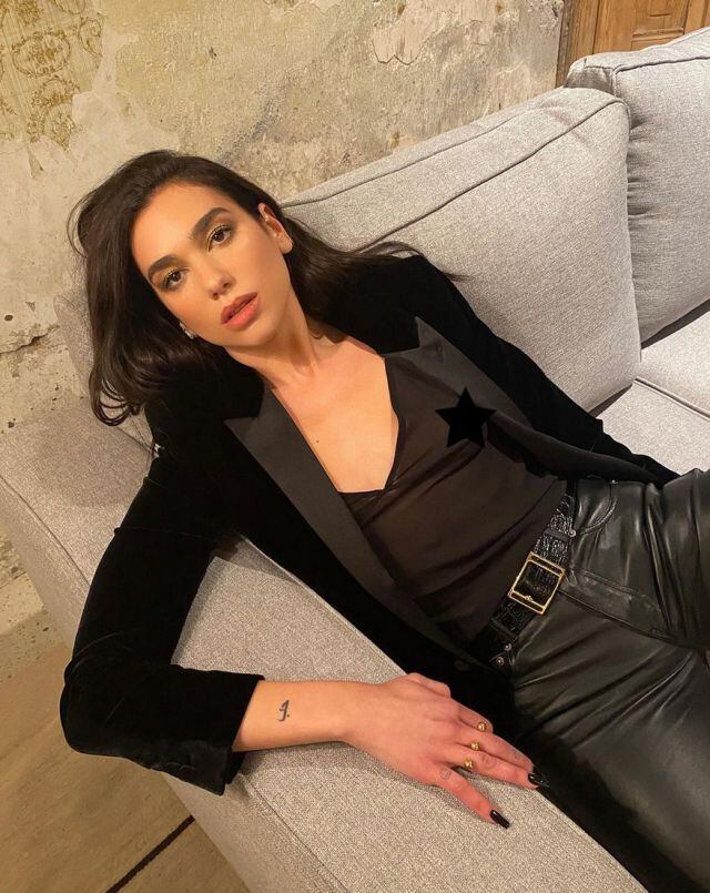 Dua Lipa de visita en la Ciudad de México para YSL