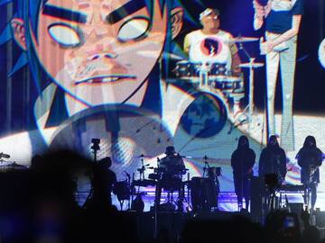 Gorillaz lleva a Robert Smith a la Luna en 'Strange Timez', su esperada colaboración