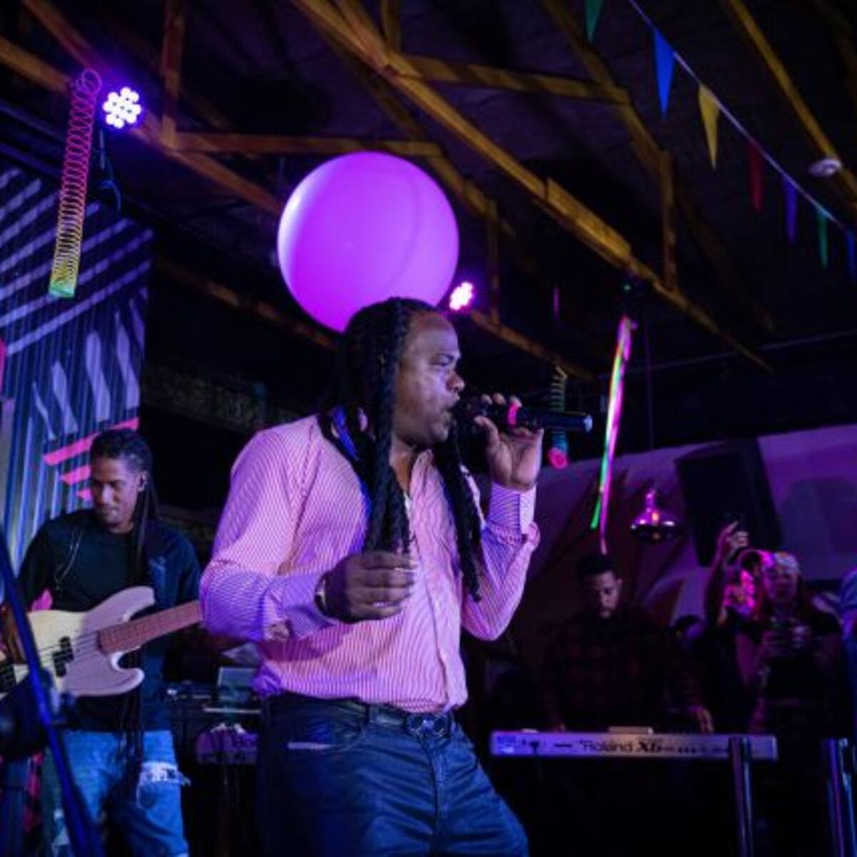 Kafu Banton Puso a cantar a Todo el Mundo