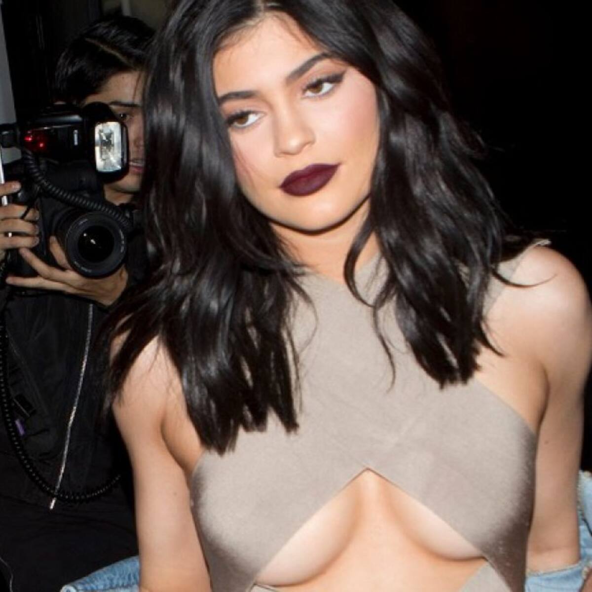 Kylie Jenner y un escote que rompió las redes