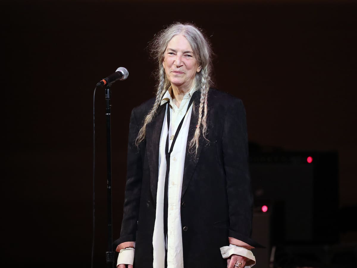 El libro de Patti Smith que se ha puesto de moda entre los adolescentes