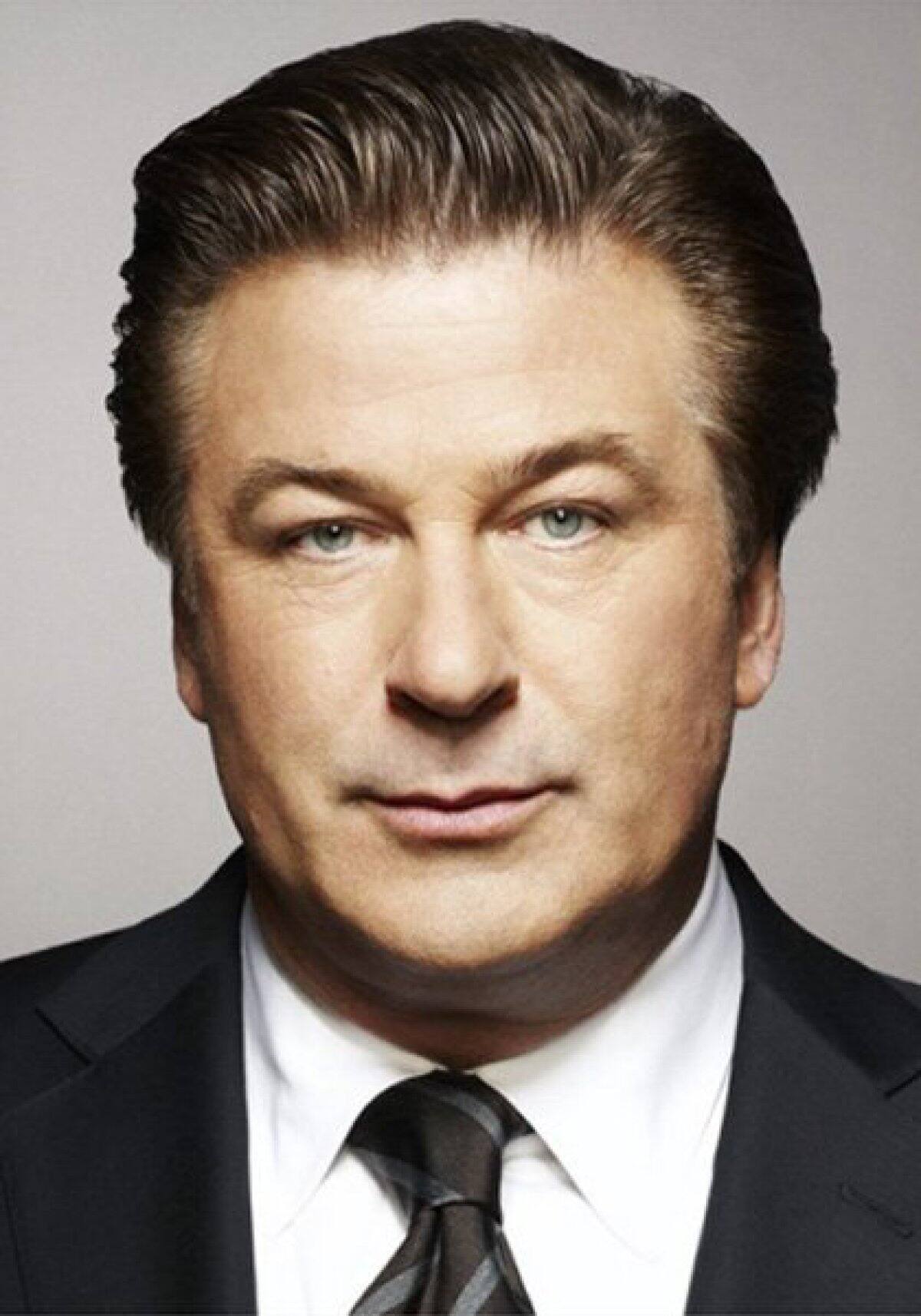 Tuvo lío en Twitter después de que lo expulsaran de un avión y la gente lo intimidara en Twitter. Volvió un año después, y sigue ahí como @AlecBaldwin.