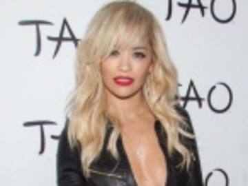 Rita Ora quiso besar a Iggy Azalea