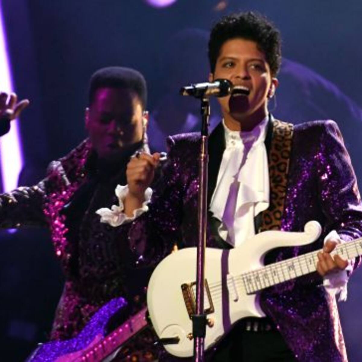¡Bruno Mars cantó en español y sorprendió a todos sus fans!