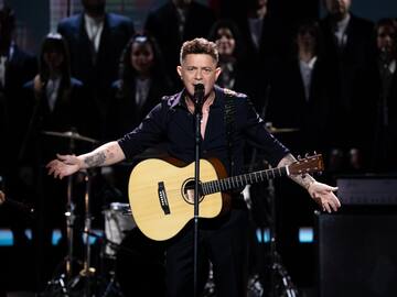 ‘¿Y ahora qué? Tour’ de Alejandro Sanz arranca en México y escuchamos por primera vez en directo sus nuevas canciones