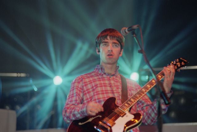 Noel Gallagher, guitarrista de Oasis, durante un concierto en Londres en 1995.