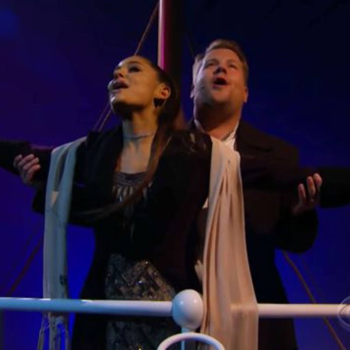Ariana Grande y James Corden protagonizaron el musical de Titanic