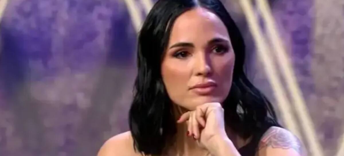 Claudia Bavel vuelve a 'De Viernes'.