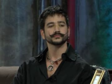 Camilo desvela en La Resitencia que Evaluna se comió la placenta tras dar a luz