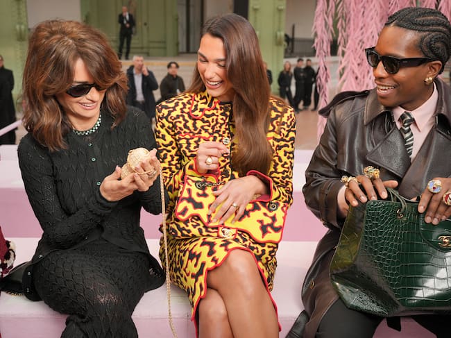 Penélope Cruz, ASAP Rocky y Dua Lipa en el front de Chanel
