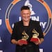 Bad Bunny, en el discurso de agradecimiento de Alejandro Sanz en los Latin Grammy 2025: "Te lo he robado, perdóname"