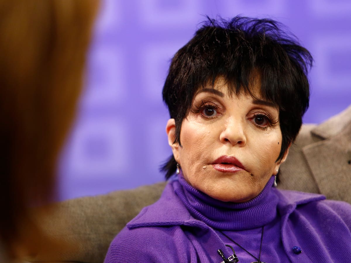 Las memorias de Liza Minnelli destapan su lucha con las adicciones, los abortos y el peso de crecer como hija de Judy Garland