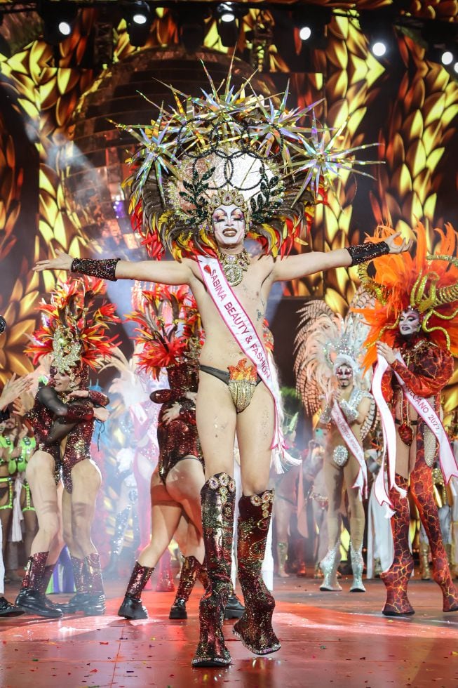 Drag Shíky, al conseguir el primer puesto en la clasificación de la gala Drag Queen de Las Palmas.