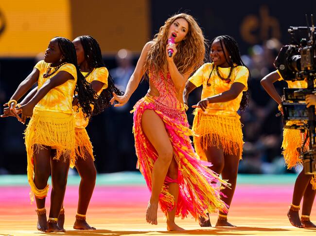 EAST RUTHERFORD, NUEVA JERSEY - 19 DE JULIO: La cantante colombiana Shakira actúa durante el descanso del partido final de la Copa Mundial de la FIFA 2026 entre España y Argentina en el New York New Jersey Stadium el 19 de julio de 2026 en East Rutherford, Estados Unidos. (Foto de Heuler Andrey/Eurasia Sport Images/Getty Images)