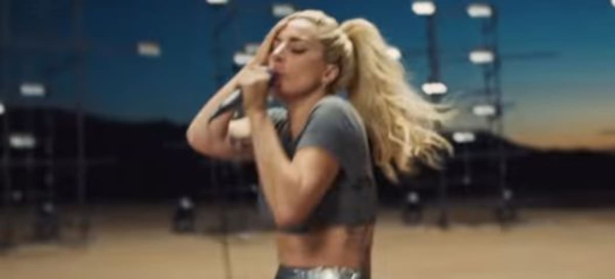 Lady Gaga vs. The Chainsmokers