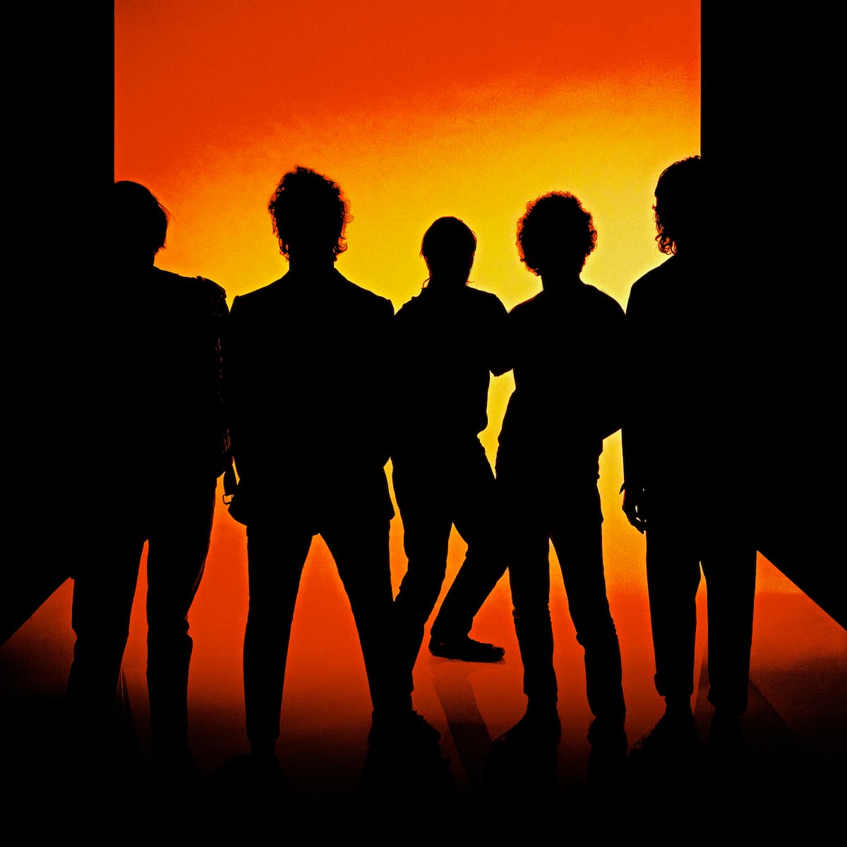 The Strokes publica 'Reality Awaits', su nuevo disco tras seis años de silencio en el que el protagonista es ¡el autotune!