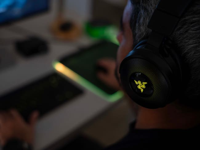 Periféricos Razer para elevar la experiencia de 007 First Light.