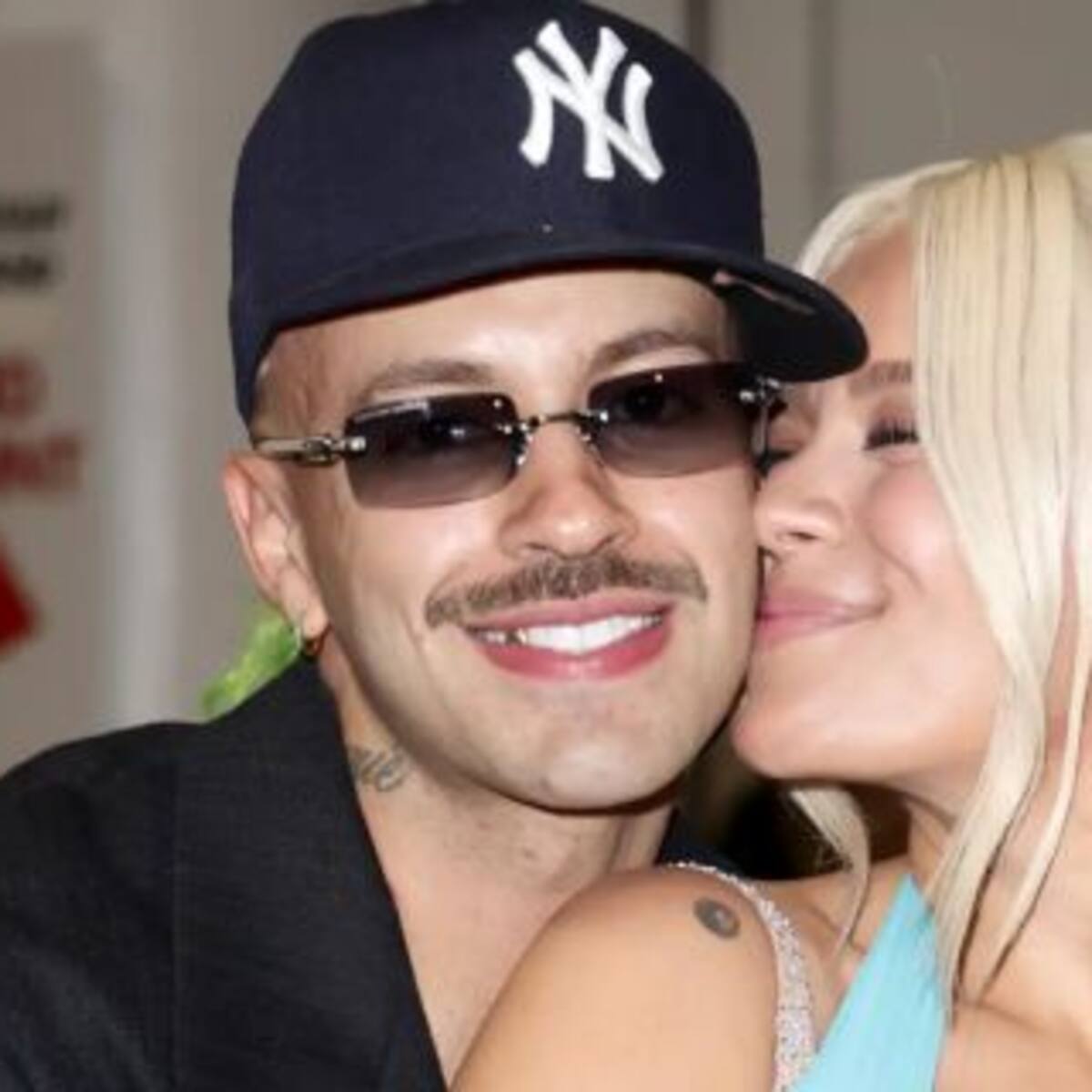 ¿SE AGRANDA LA FAMILIA? LOS RUMORES DE EMBARAZO DE KAROL G TOMAN FUERZAS