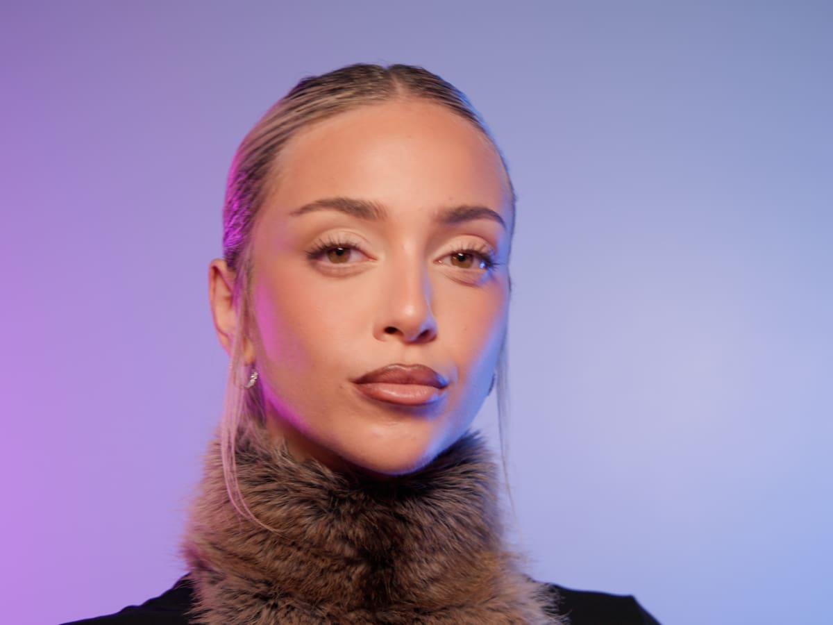 El diccionario de Ana Mena: AM3, Estepona, estándar de belleza o Italia