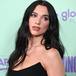 Dua Lipa demuestra que se atreve con todo y prueba a beber en porrón en su última visita a España