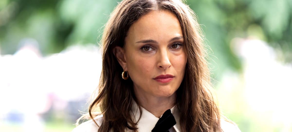 Imagen de Natalie Portman en un rodaje por Nueva York, 2025.