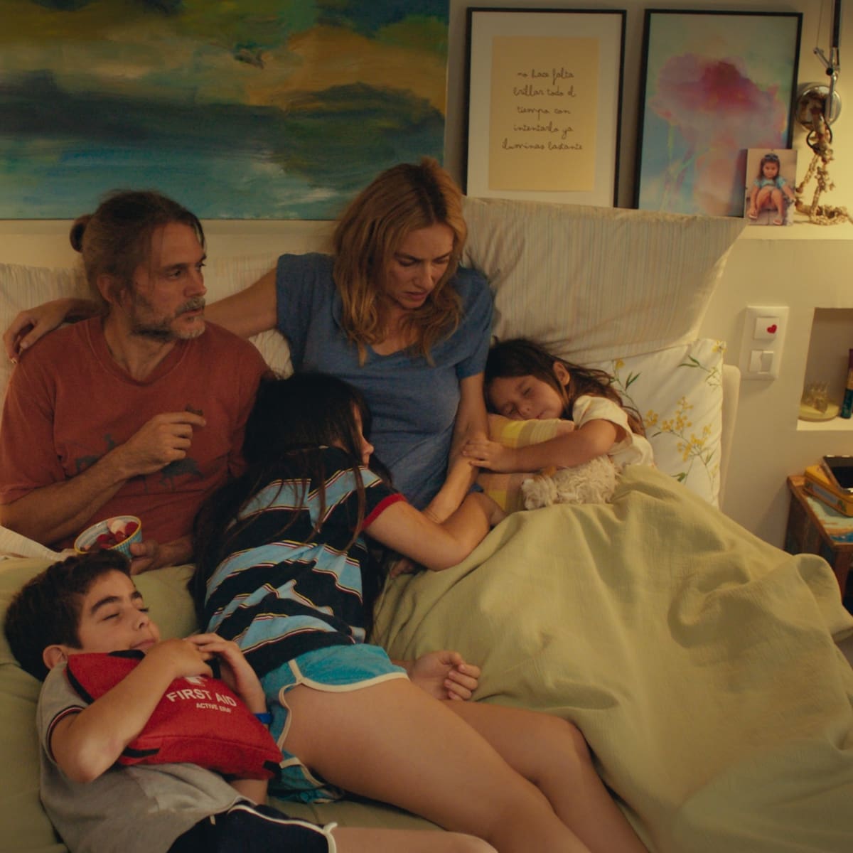 La comedia familiar del verano, 'Tres de más' y el resto de estrenos destacados de la semana