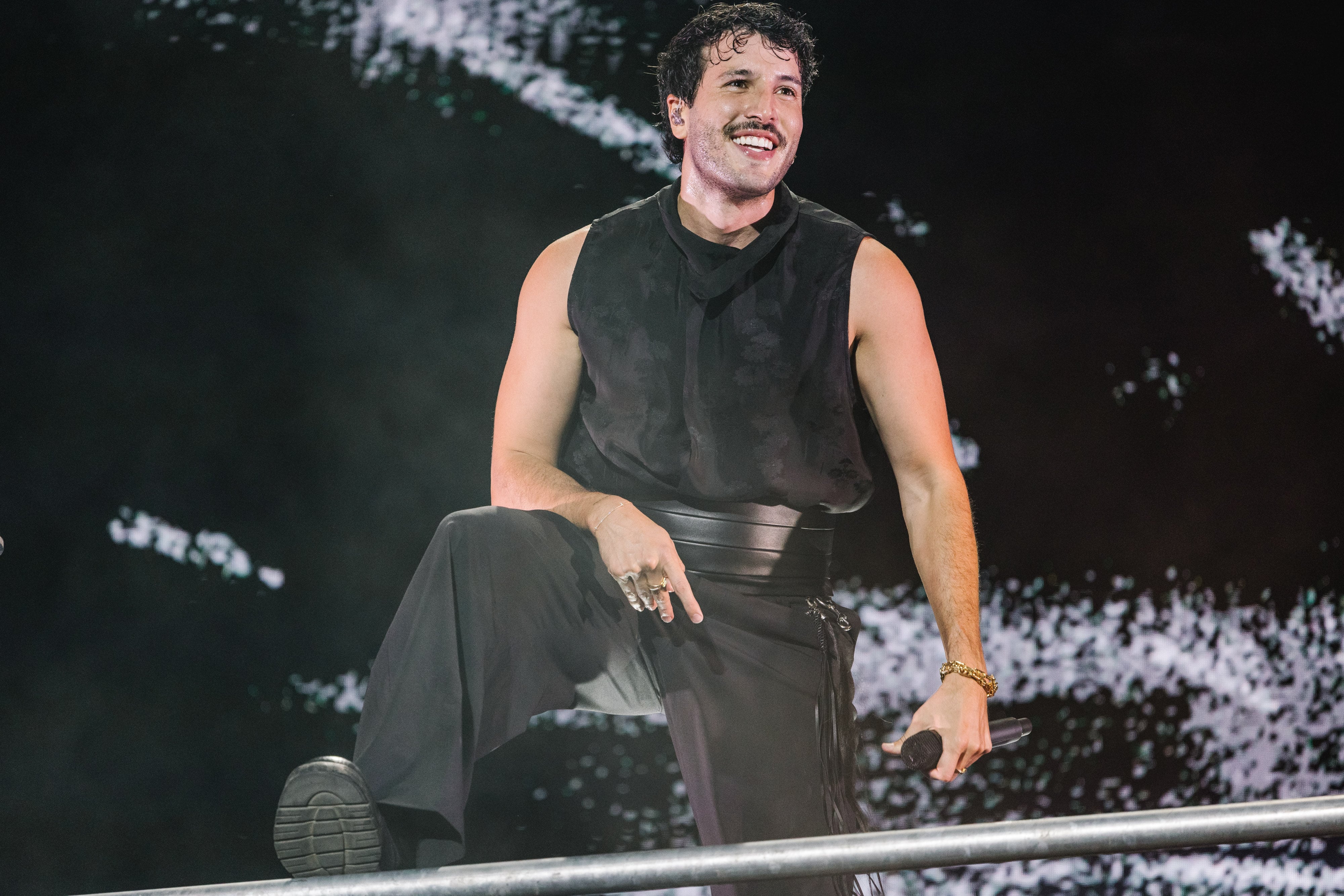 Sebastián Yatra en su concierto en Madrid. / Arturo de Lucas