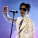 MIRA EL VÍDEO INÉDITO DE PRINCE CANTANDO 'MANIC MONDAY'