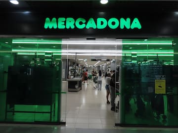 ¿Qué supermercados abren el 31 de diciembre y el 1 de enero? Horarios de Mercadona , Carrefour, Dia y Alcampo en Madrid