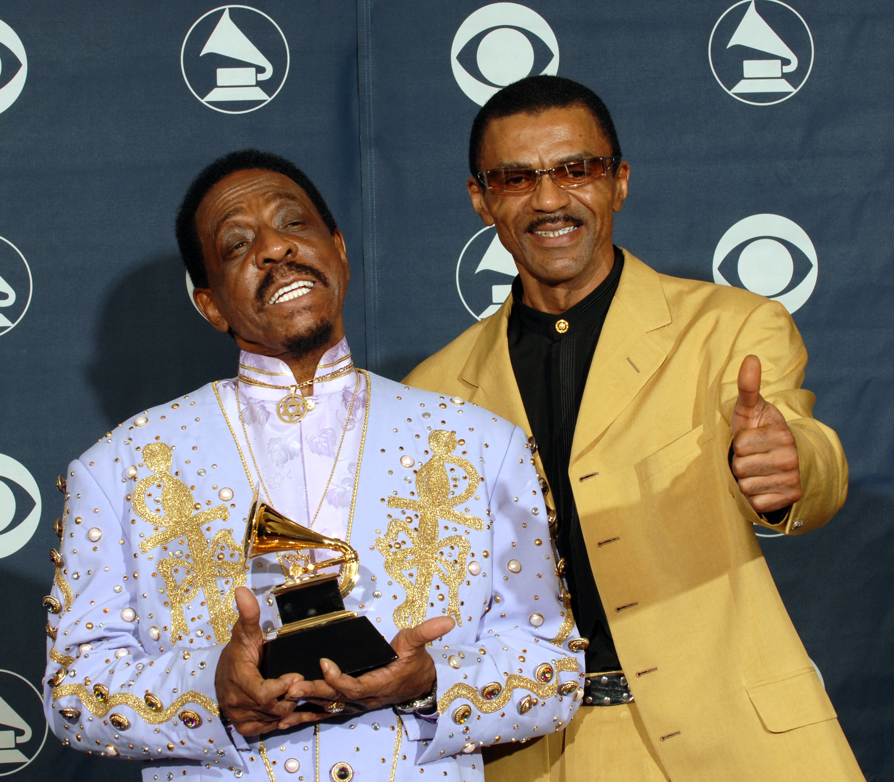 Ike Turner (izquierda) y su hijo Ike Turner Jr. (derecha) en los Grammy 2007