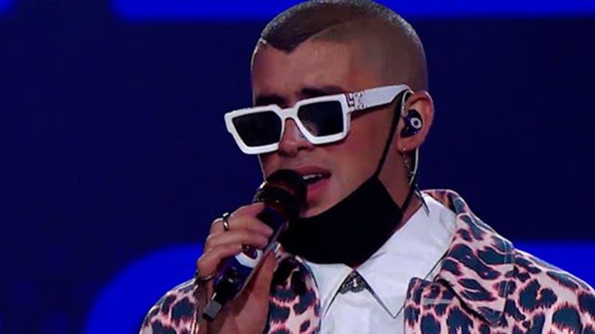 Bad Bunny gana premio como compositor del año