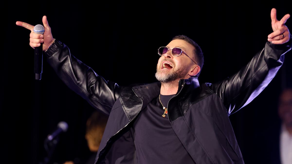 Justin Timberlake incrementa la nostalgia del Justin Bieber del Coachella Fest con un vídeo de hace muchos años