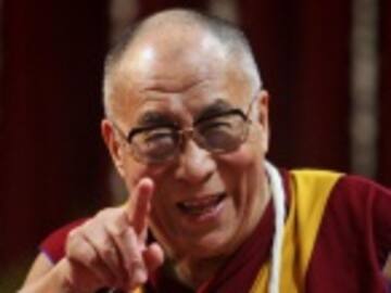Mi sucesora debe ser atractiva: Dalai Lama