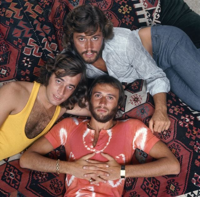 The Bee Gees, creadores de himnos como ‘Stayin’ Alive’, fotografiados en 1972.