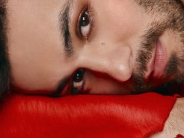 AGONEY SOBRE SU NUEVO SIGLE: "'BANGOVER' SIGNIFICA RESACA SEXUAL"