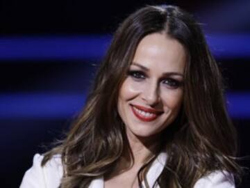 Eva González disfruta del verano y despierta la envidia de muchos con su posado en bikini