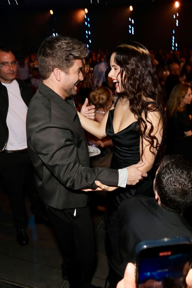 Ambos cantantes sacaron disco el 7 de noviembre y decidieron celebrarlo en LOS40 Music Awards Santander 2025