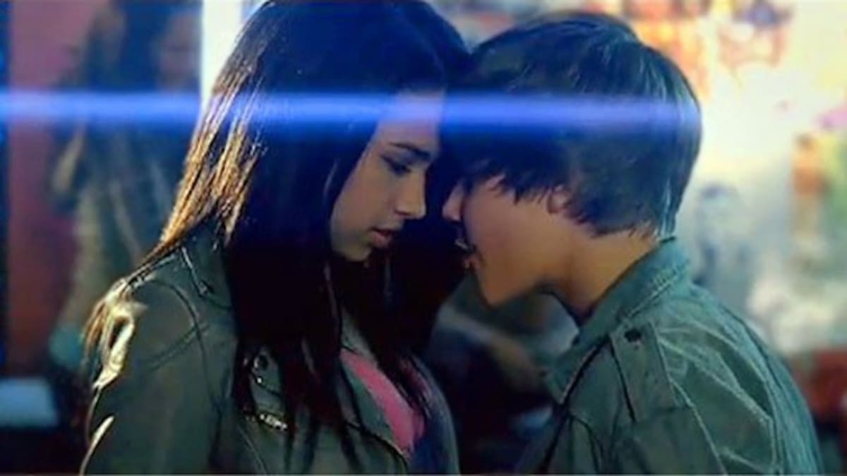 La joven del vídeo Baby de Justin Bieber ahora es un pibón