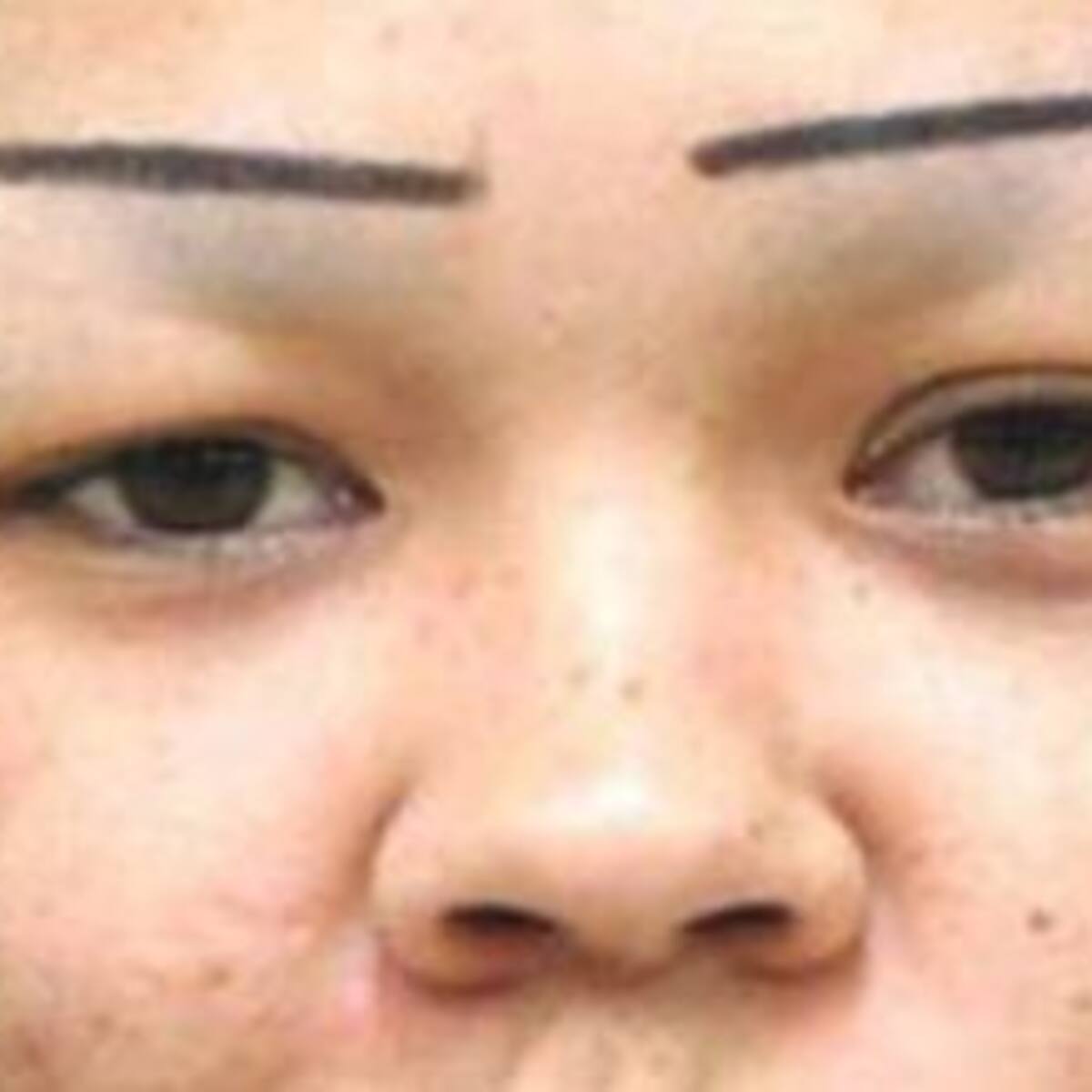 #NotaMental: no hay que tatuarse las cejas