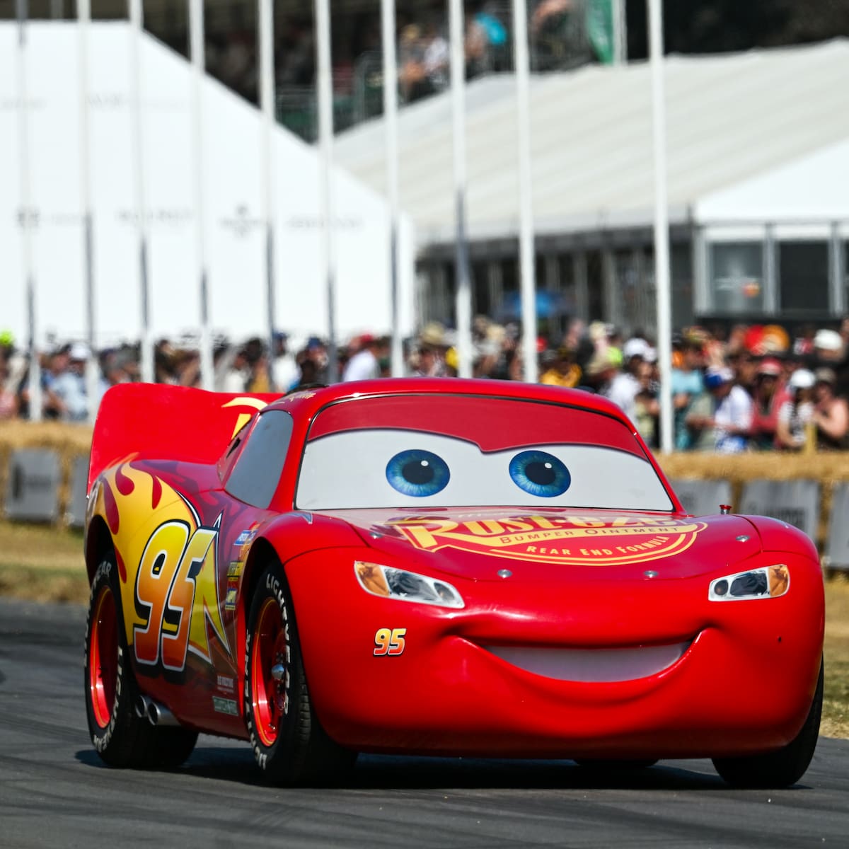 'Cars' acelera de nuevo a los cines para celebrar su 20 aniversario a toda velocidad: "¡Kachow!"