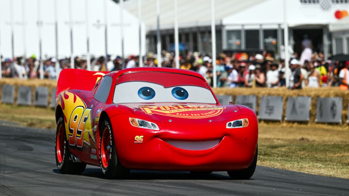 'Cars' acelera de nuevo a los cines para celebrar su 20 aniversario a toda velocidad: "¡Kachow!"