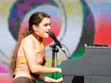 Amaia Romero llega al WiZink Center para despedir su gira con LOS40 como emisora oficial