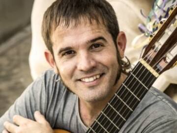 El Cesk Freixas sestrenarà musicant poemes en el seu proper disc