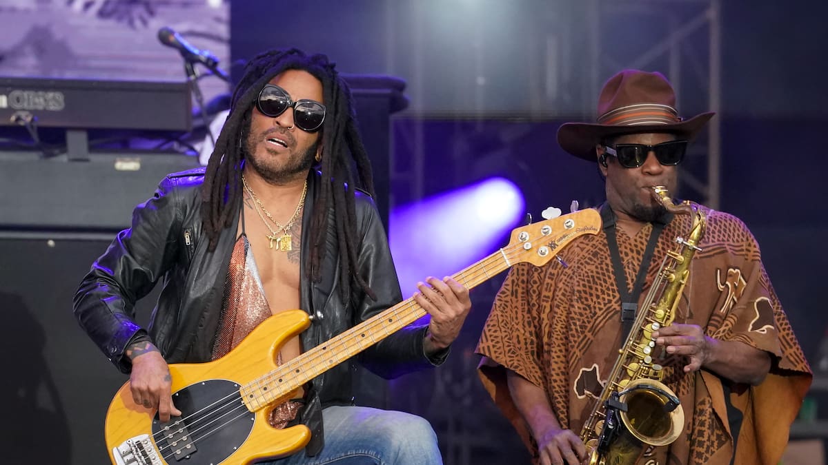 Lenny Kravitz e Israel Fernández, dos melenudos fusionando rock y flamenco en el Iconica Fest de Sevilla