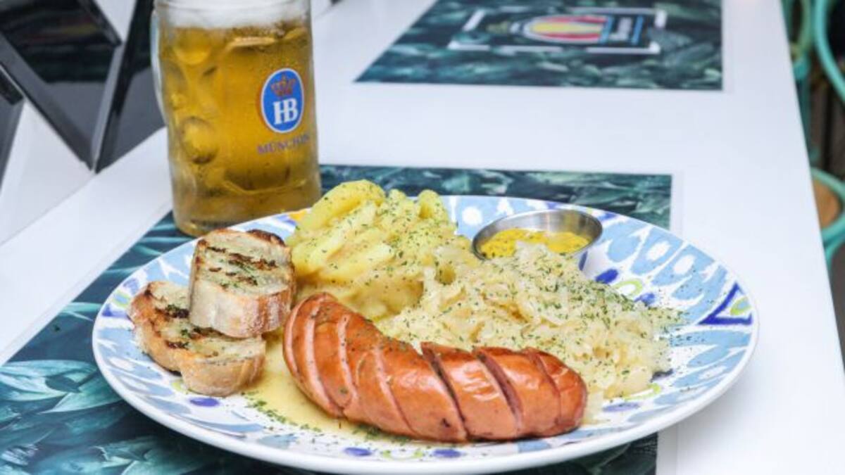 'Illig Biergarten' se expande para que los ticos se enamoren de la comida alemana